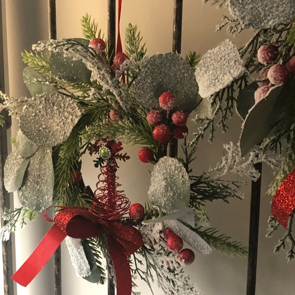 🎄Pair of Mini Wreaths 🎄 - Picture 5 of 5